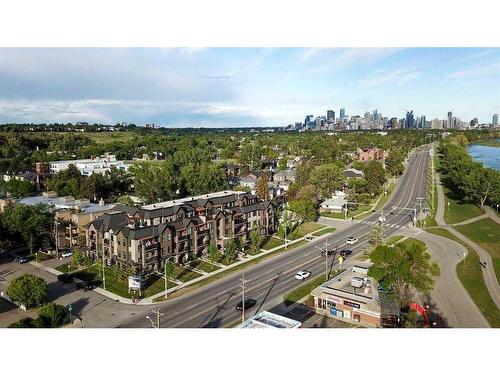 202-3320 3 Avenue Nw, Calgary, AB - Outdoor With View