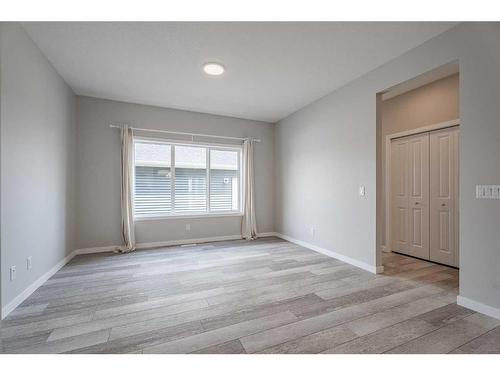 280 Lucas Boulevard Nw, Calgary, AB - Indoor Photo Showing Other Room