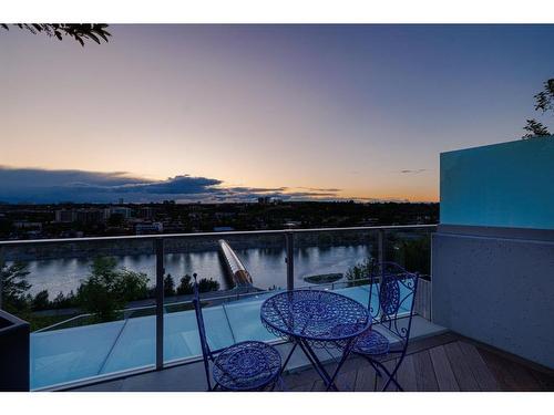 1207-738 1 Avenue Sw, Calgary, AB - Outdoor With View