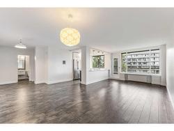 403-3316 Rideau Place SW Calgary, AB T2S 1Z4