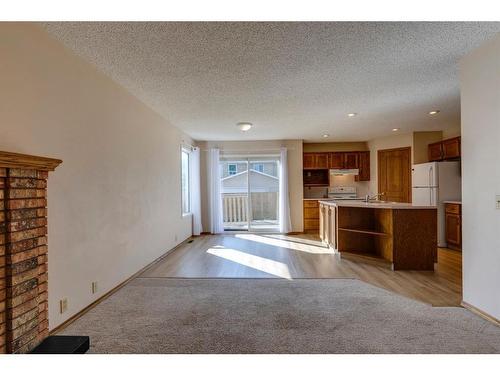 17 Sundown Close Se, Calgary, AB - Indoor Photo Showing Other Room