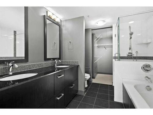 1108-888 4 Avenue Sw, Calgary, AB - Indoor Photo Showing Bathroom