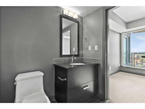 1108-888 4 Avenue Sw, Calgary, AB - Indoor Photo Showing Bathroom