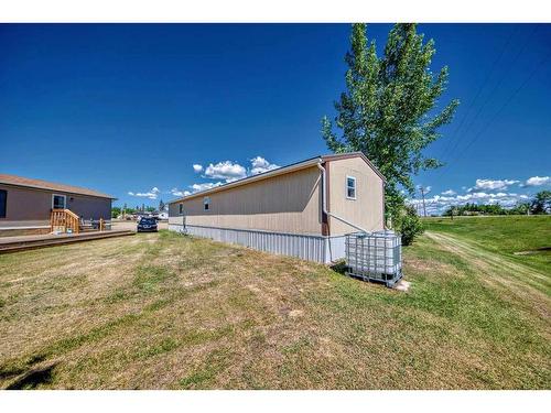 17 & 18 Roseglen Drive, Rosemary, AB - Outdoor With Exterior