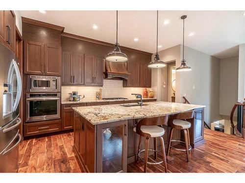 214 Artesia Gate, Heritage Pointe, AB - Indoor Photo Showing Kitchen With Upgraded Kitchen