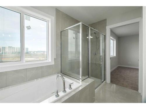 138 Belmont Passage Sw, Calgary, AB - Indoor Photo Showing Bathroom