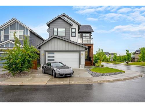 141 Walgrove Terrace Se, Calgary, AB - Outdoor With Facade