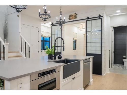 141 Walgrove Terrace Se, Calgary, AB - Indoor Photo Showing Kitchen