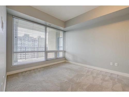1609-930 6 Avenue Sw, Calgary, AB - Indoor Photo Showing Other Room