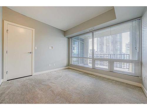 1609-930 6 Avenue Sw, Calgary, AB - Indoor Photo Showing Other Room