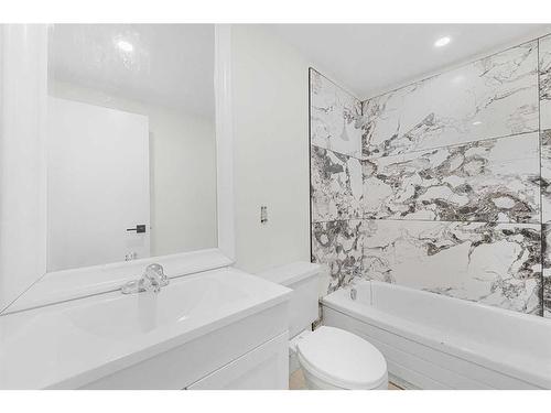 101-1113 37 Street Sw, Calgary, AB - Indoor Photo Showing Bathroom