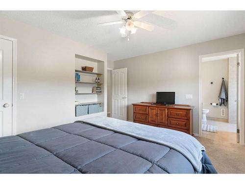 626 Hidden Vale Place Nw, Calgary, AB - Indoor Photo Showing Bedroom