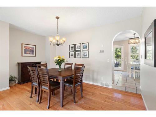 626 Hidden Vale Place Nw, Calgary, AB - Indoor Photo Showing Dining Room