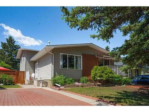 143 Brookgreen Drive Sw, Calgary, AB - Outdoor