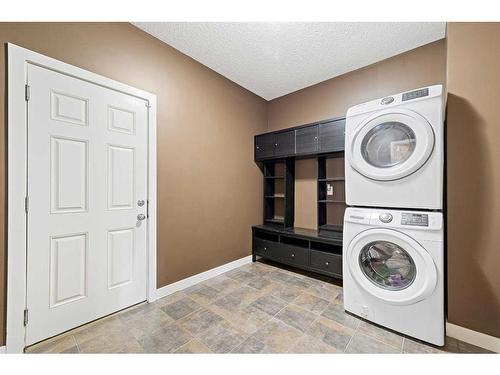 107 Cranwell Square Se, Calgary, AB - Indoor Photo Showing Laundry Room
