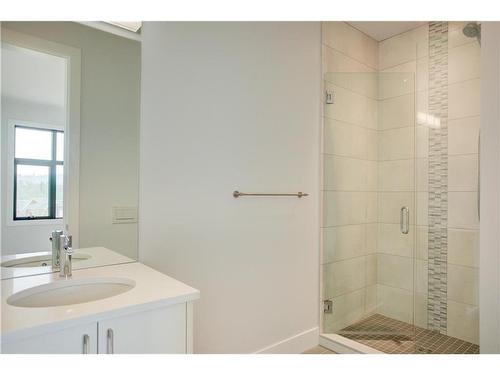 19 Red Willow Crescent West, Rural Foothills County, AB - Indoor Photo Showing Bathroom