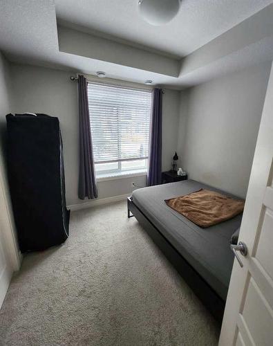 233 Savanna Ne, Calgary, AB - Indoor Photo Showing Bedroom