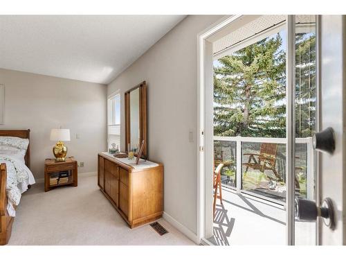 235 Woodfield Road Sw, Calgary, AB - Indoor Photo Showing Bedroom