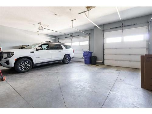 15 Keown Close, Olds, AB - Indoor Photo Showing Garage