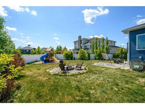 15 Keown Close, Olds, AB - Outdoor