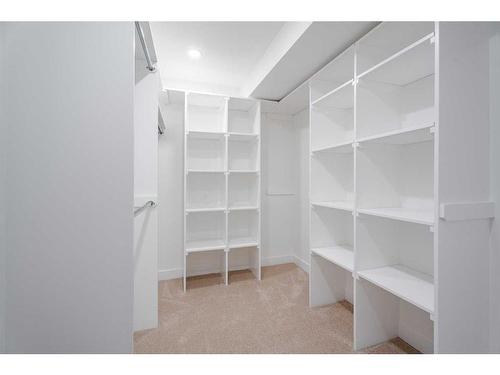 4228 Vauxhall Crescent Nw, Calgary, AB - Indoor With Storage