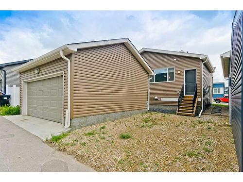 25 Lucas Rise Nw, Calgary, AB - Outdoor With Exterior
