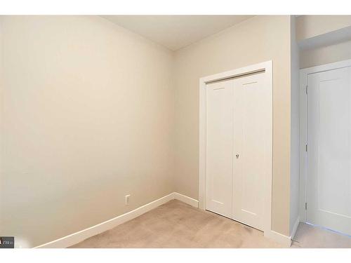 215-20 Walgrove Walk Se, Calgary, AB - Indoor Photo Showing Other Room