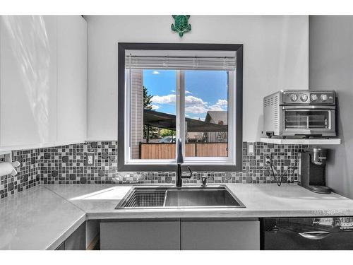 236 Abadan Place Ne, Calgary, AB - Indoor Photo Showing Kitchen