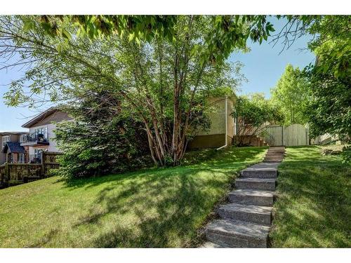 355 34 Avenue Ne, Calgary, AB - Outdoor