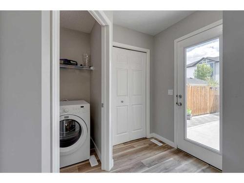 803 Taradale Drive Ne, Calgary, AB - Indoor Photo Showing Laundry Room