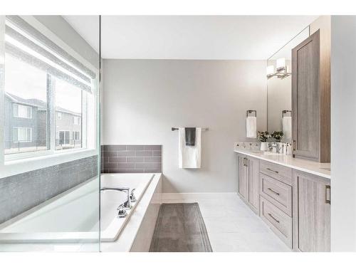 113 Amblehurst Green Nw, Calgary, AB - Indoor Photo Showing Bathroom