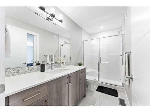 113 Amblehurst Green Nw, Calgary, AB - Indoor Photo Showing Bathroom