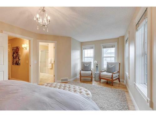 402 Garrison Square Sw, Calgary, AB - Indoor Photo Showing Bedroom