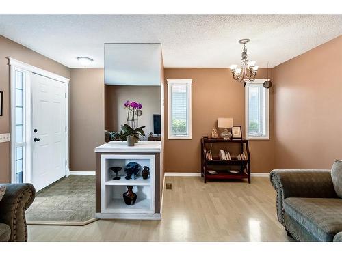 30 River Rock Way Se, Calgary, AB - Indoor