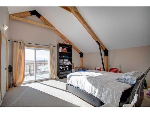 4-31035 Range Road 281, Rural Mountain View County, AB - Indoor Photo Showing Bedroom