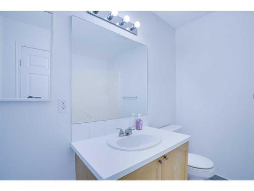 83 Saddlemont Manor Ne, Calgary, AB - Indoor Photo Showing Bathroom