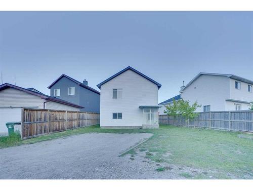 83 Saddlemont Manor Ne, Calgary, AB - Outdoor