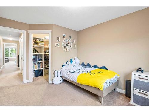 3710 1 Street Nw, Calgary, AB - Indoor Photo Showing Bedroom