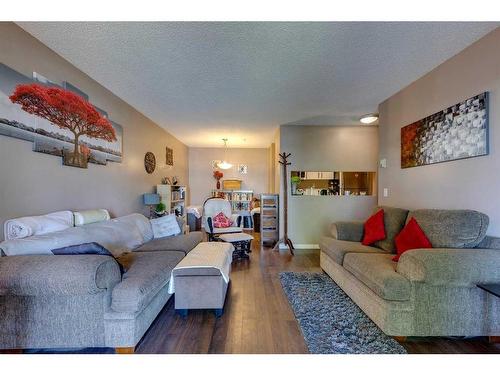 312-55 Arbour Grove Close Nw, Calgary, AB - Indoor Photo Showing Living Room