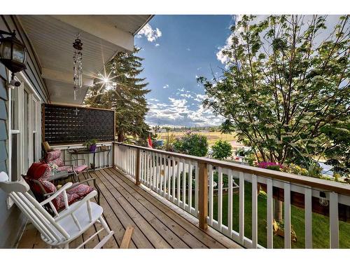 7125 37 Avenue Nw, Calgary, AB - Outdoor With Balcony With Exterior