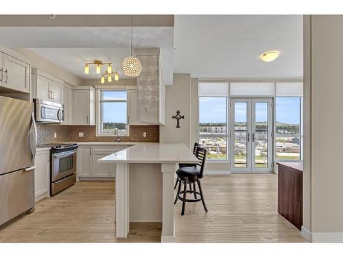 802-16 Varsity Estates Circle Nw, Calgary, AB - Indoor Photo Showing Kitchen