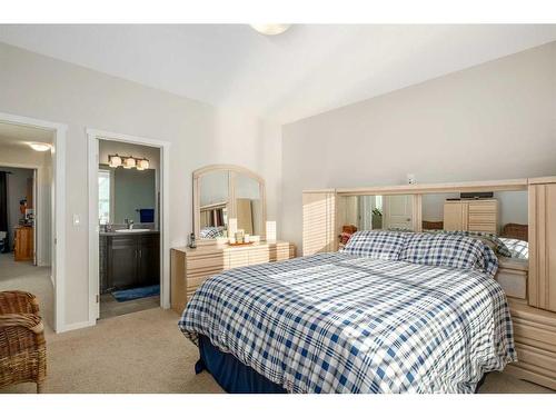 78 Livingston Gate Ne, Calgary, AB - Indoor Photo Showing Bedroom