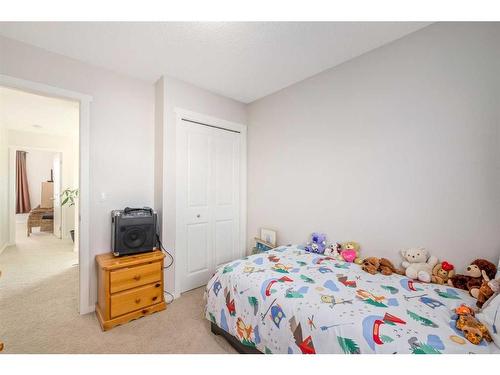 78 Livingston Gate Ne, Calgary, AB - Indoor Photo Showing Bedroom