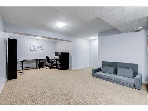 207 Cooperstown Lane Sw, Airdrie, AB - Indoor