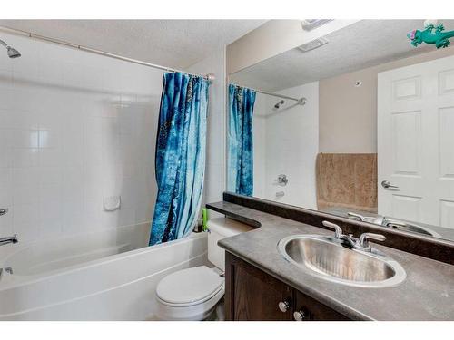 1429-8810 Royal Birch Boulevard Nw, Calgary, AB - Indoor Photo Showing Bathroom