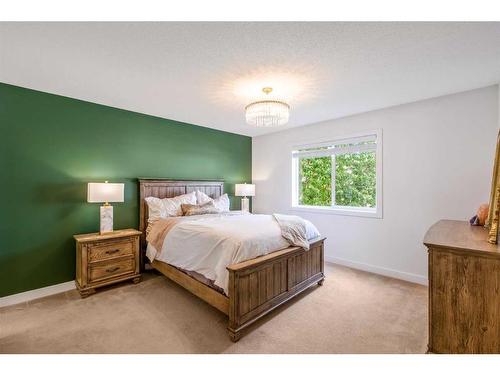 262 Cranfield Gardens Se, Calgary, AB - Indoor Photo Showing Bedroom