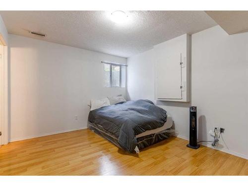 148 Martin Crossing Crescent Ne, Calgary, AB - Indoor Photo Showing Bedroom