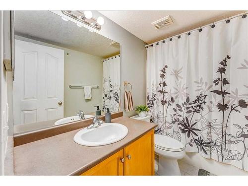 308-4000 Citadel Meadow Point Nw, Calgary, AB - Indoor Photo Showing Bathroom