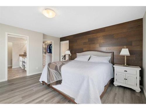 95 Silverado Crest Place Sw, Calgary, AB - Indoor Photo Showing Bedroom