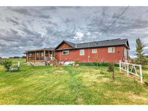 240045A Highway 1, Rural Wheatland County, AB - Outdoor